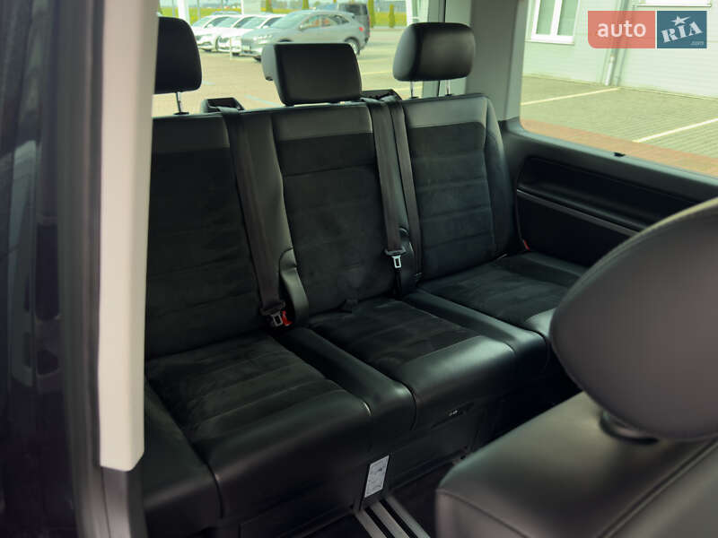 Мінівен Volkswagen Multivan 2019 в Мукачевому