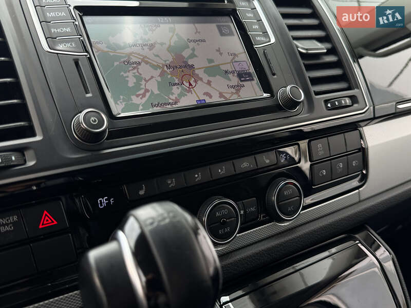 Мінівен Volkswagen Multivan 2019 в Мукачевому