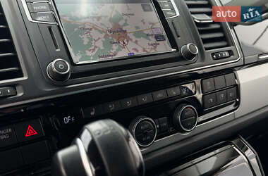Минивэн Volkswagen Multivan 2019 в 