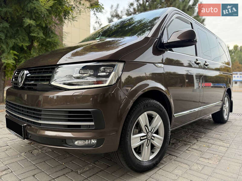 Минивэн Volkswagen Multivan 2016 в Днепре