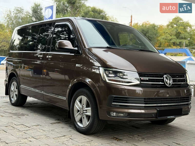 Минивэн Volkswagen Multivan 2016 в Днепре