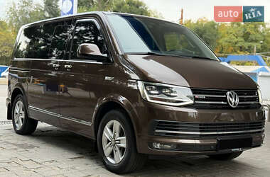 Минивэн Volkswagen Multivan 2016 в 