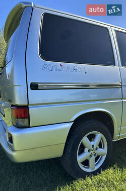 Минивэн Volkswagen Multivan 2001 в 