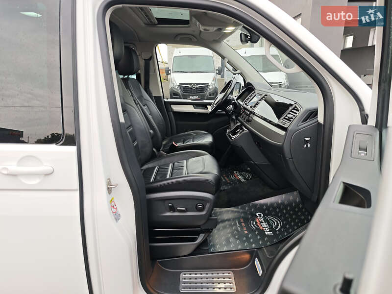 Минивэн Volkswagen Multivan 2019 в Луцке