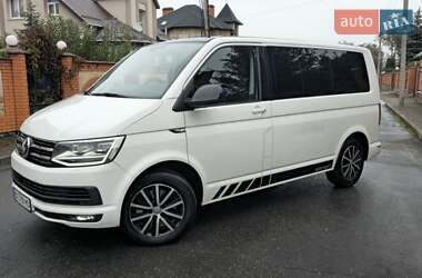 Мінівен Volkswagen Multivan 2017 в 