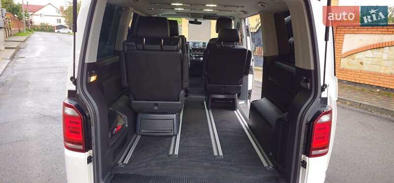 Минивэн Volkswagen Multivan 2017 в Хмельницком