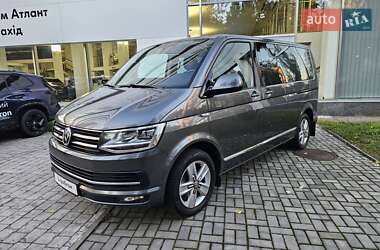 Мінівен Volkswagen Multivan 2015 в 