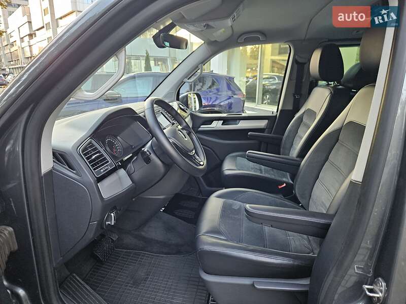 Минивэн Volkswagen Multivan 2015 в Киеве