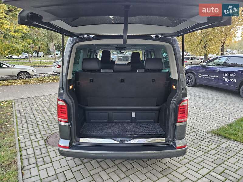 Минивэн Volkswagen Multivan 2015 в Киеве