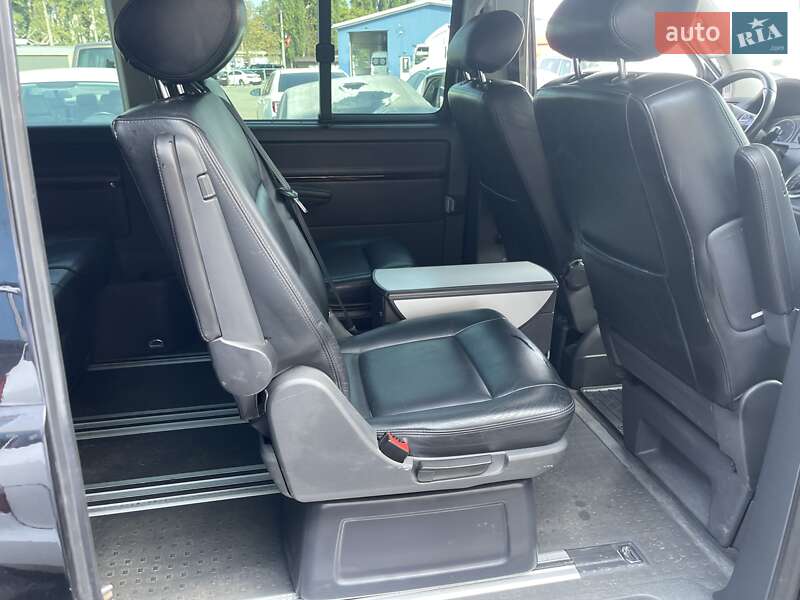 Минивэн Volkswagen Multivan 2012 в Киеве