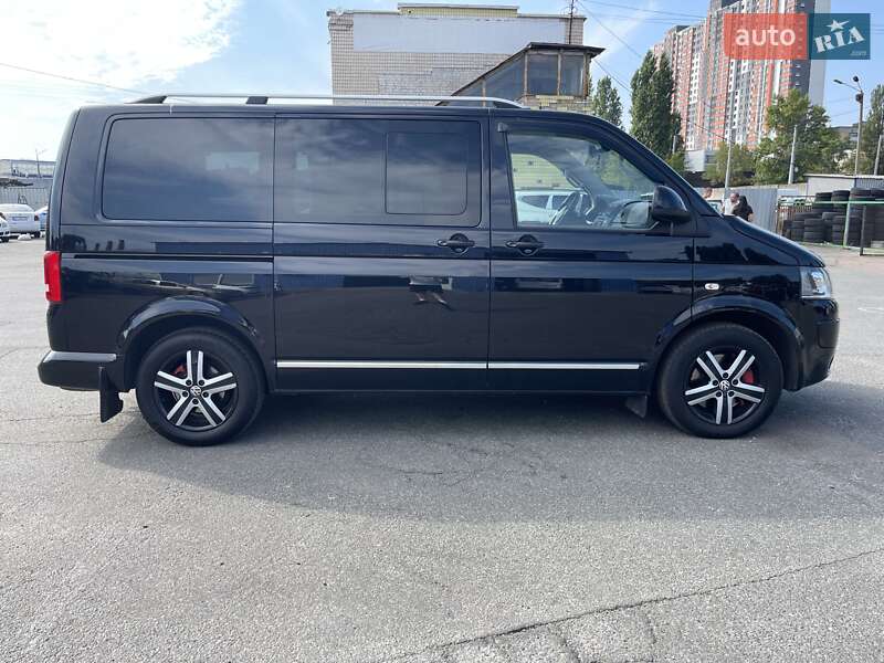 Минивэн Volkswagen Multivan 2012 в Киеве