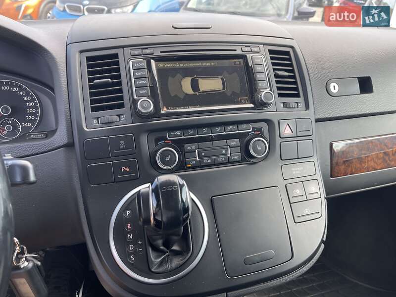 Минивэн Volkswagen Multivan 2012 в Киеве