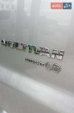 Мінівен Volkswagen Multivan 2012 в  фото 6 Мінівен Volkswagen Multivan 2012 в