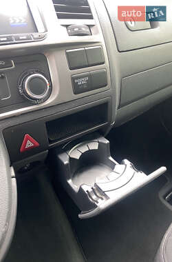 Мінівен Volkswagen Multivan 2012 в  фото 34 Мінівен Volkswagen Multivan 2012 в