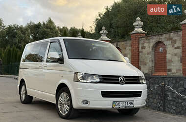 Мінівен Volkswagen Multivan 2015 в 