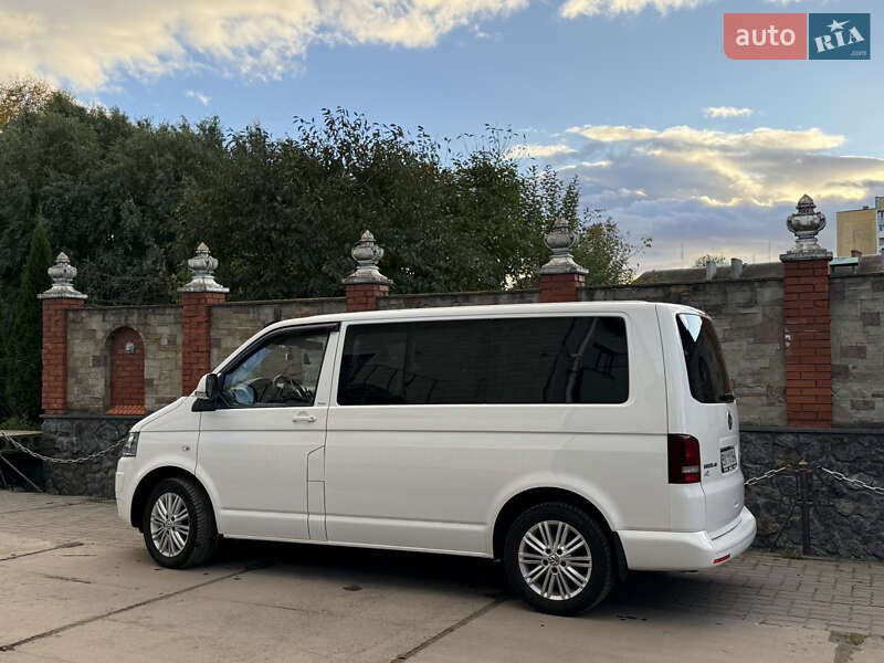 Минивэн Volkswagen Multivan 2015 в Красилове фото 15 Минивэн Volkswagen Multivan 2015 в Красилове