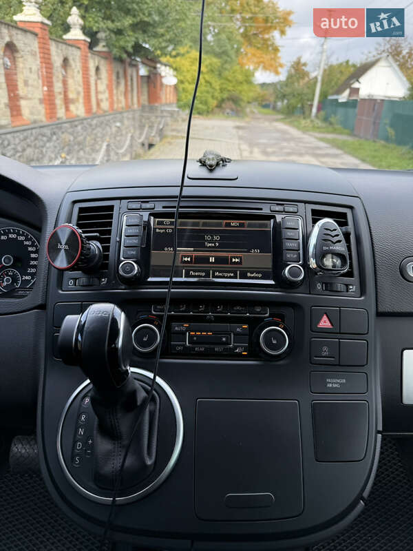 Минивэн Volkswagen Multivan 2015 в Красилове фото 27 Минивэн Volkswagen Multivan 2015 в Красилове