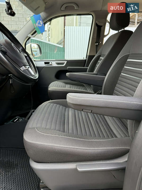 Минивэн Volkswagen Multivan 2015 в Красилове фото 53 Минивэн Volkswagen Multivan 2015 в Красилове