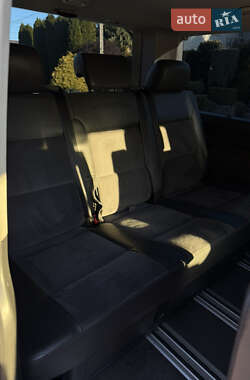 Мінівен Volkswagen Multivan 2012 в 