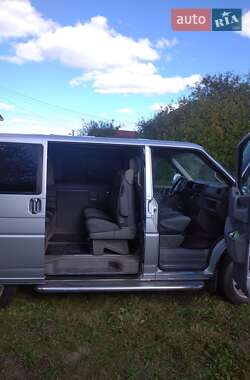 Минивэн Volkswagen Multivan 2002 в Киеве