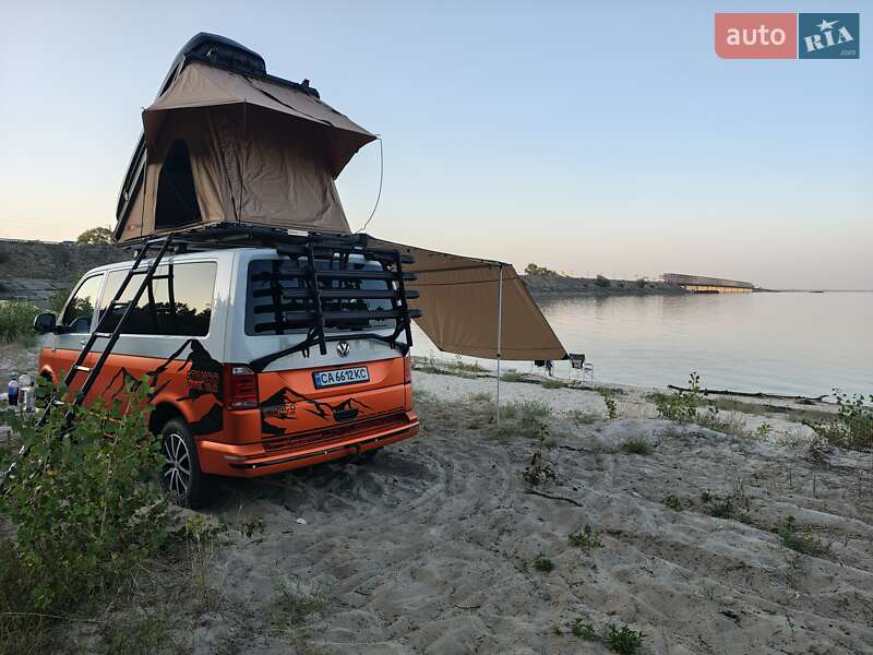 Мінівен Volkswagen Multivan 2016 в Черкасах
