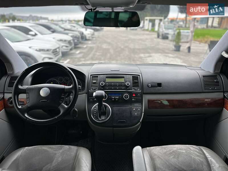 Мінівен Volkswagen Multivan 2006 в Києві