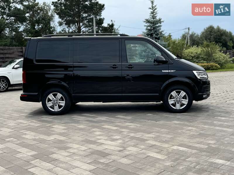 Мінівен Volkswagen Multivan 2018 в Києві