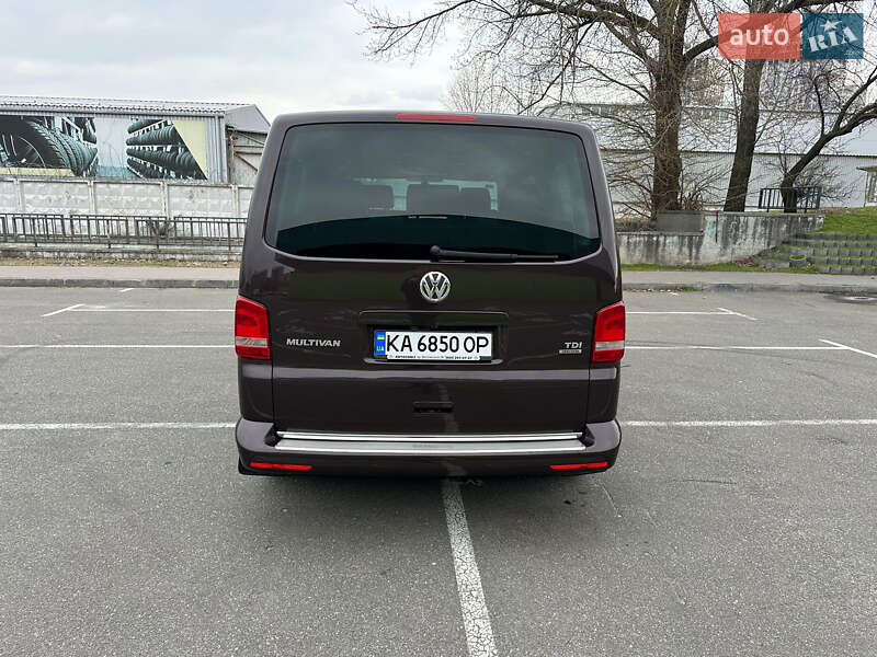 Мінівен Volkswagen Multivan 2012 в Києві