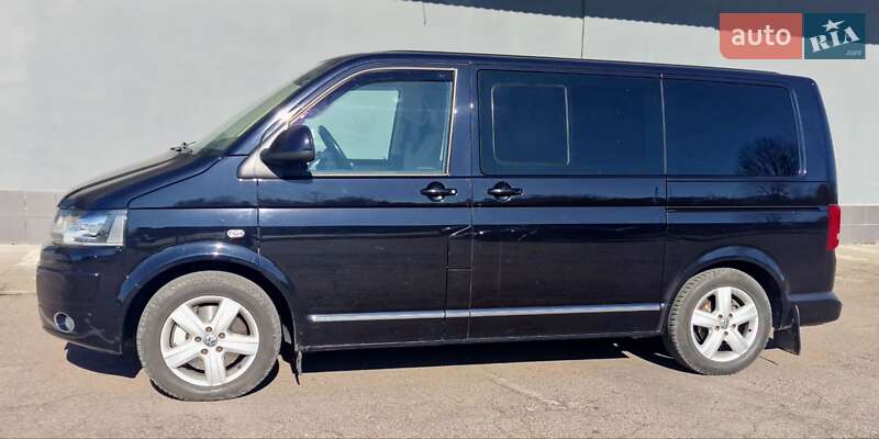 Мінівен Volkswagen Multivan 2013 в Львові