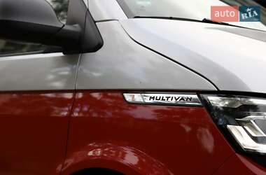 Мінівен Volkswagen Multivan 2021 в 