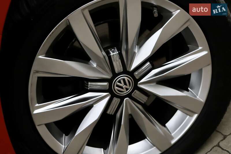 Мінівен Volkswagen Multivan 2021 в Дрогобичі