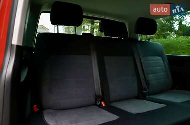 Мінівен Volkswagen Multivan 2021 в 