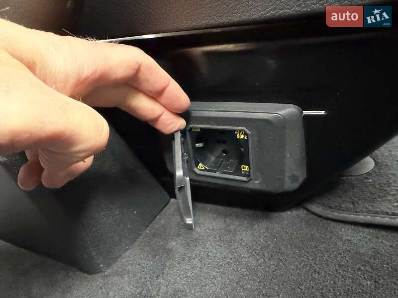 Мінівен Volkswagen Multivan 2022 в Жашківу