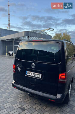 Мінівен Volkswagen Multivan 2011 в  фото 5 Мінівен Volkswagen Multivan 2011 в