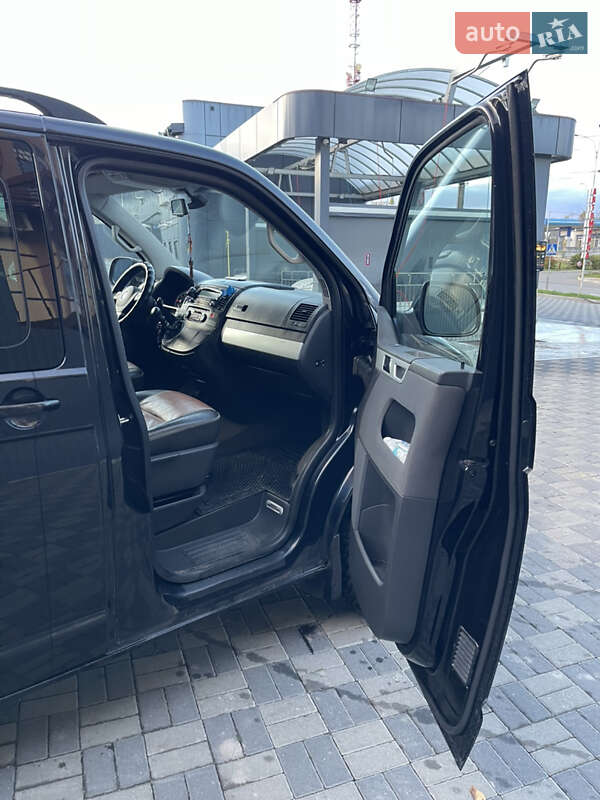 Мінівен Volkswagen Multivan 2011 в Хмельницькому