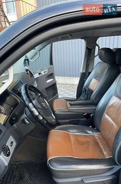 Мінівен Volkswagen Multivan 2011 в  фото 21 Мінівен Volkswagen Multivan 2011 в
