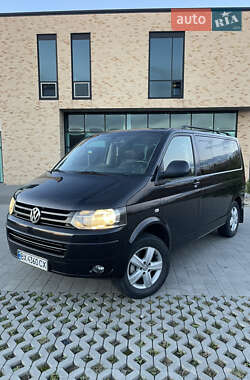 Мінівен Volkswagen Multivan 2011 в  фото 26 Мінівен Volkswagen Multivan 2011 в