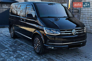 Минивэн Volkswagen Multivan 2016 в Виннице