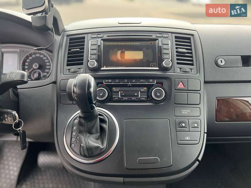 Мінівен Volkswagen Multivan 2015 в Одесі фото 17 Мінівен Volkswagen Multivan 2015 в Одесі