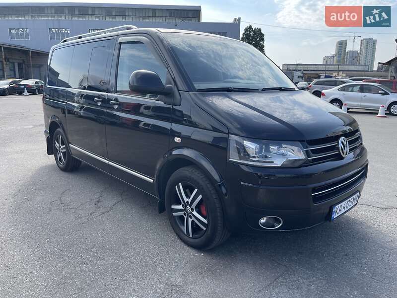 Мінівен Volkswagen Multivan 2012 в Києві
