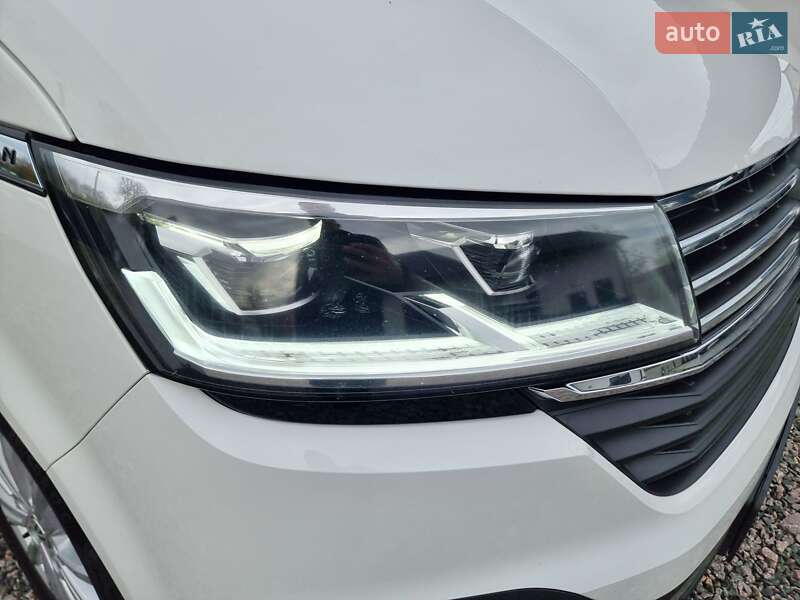 Мінівен Volkswagen Multivan 2020 в Радивиліві