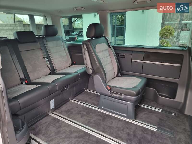 Мінівен Volkswagen Multivan 2020 в Радивиліві