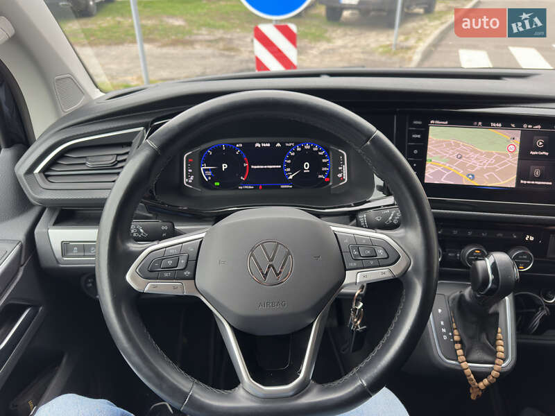 Минивэн Volkswagen Multivan 2022 в Киеве