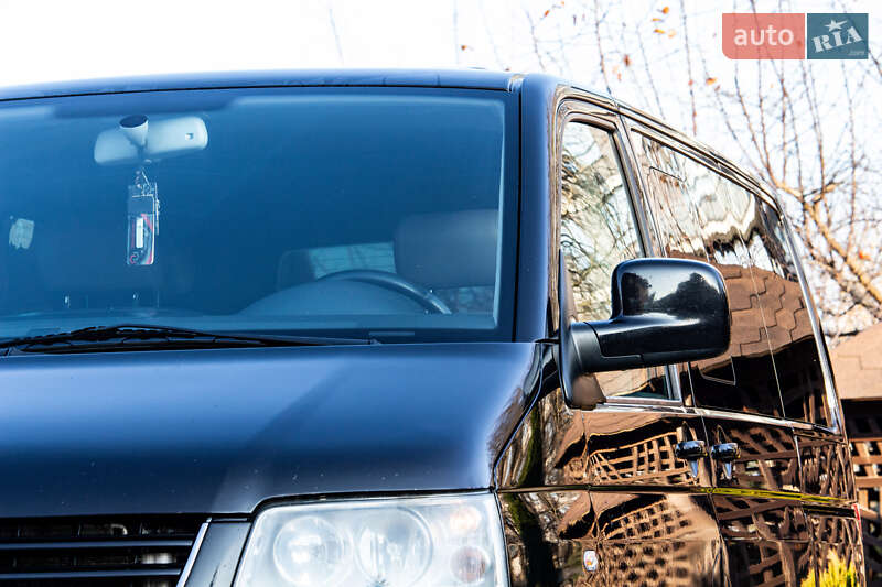 Мінівен Volkswagen Multivan 2007 в Львові