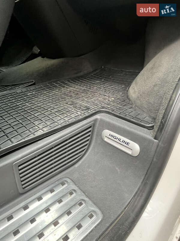 Минивэн Volkswagen Multivan 2013 в Белой Церкви