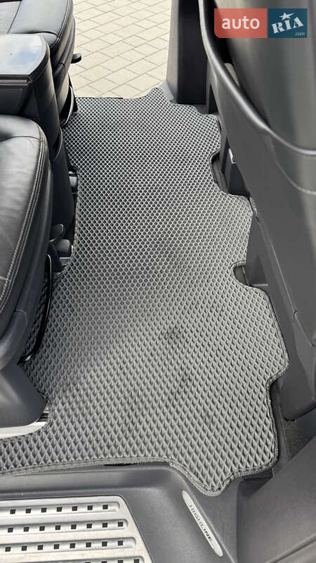 Мінівен Volkswagen Multivan 2015 в Хмельницькому