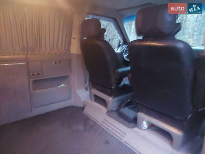 Мінівен Volkswagen Multivan 1999 в Павлограді фото 6 Мінівен Volkswagen Multivan 1999 в Павлограді