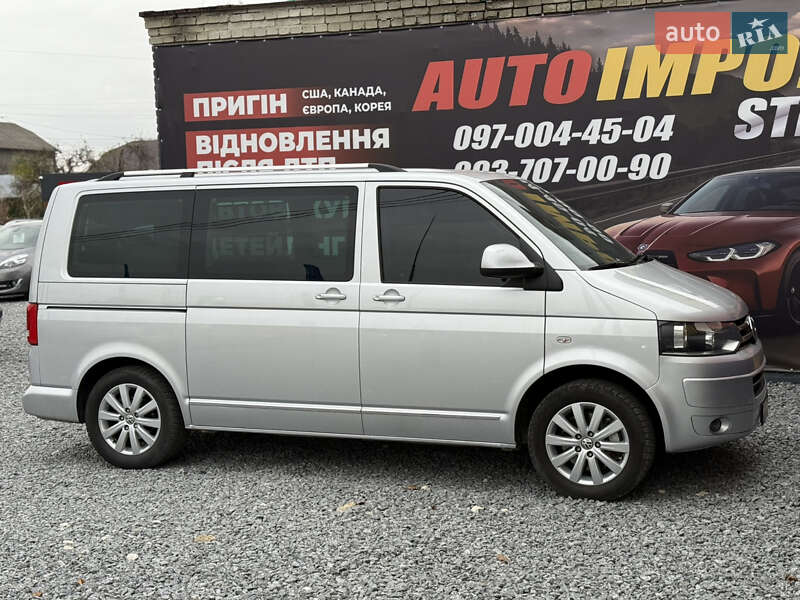 Мінівен Volkswagen Multivan 2011 в Стрию