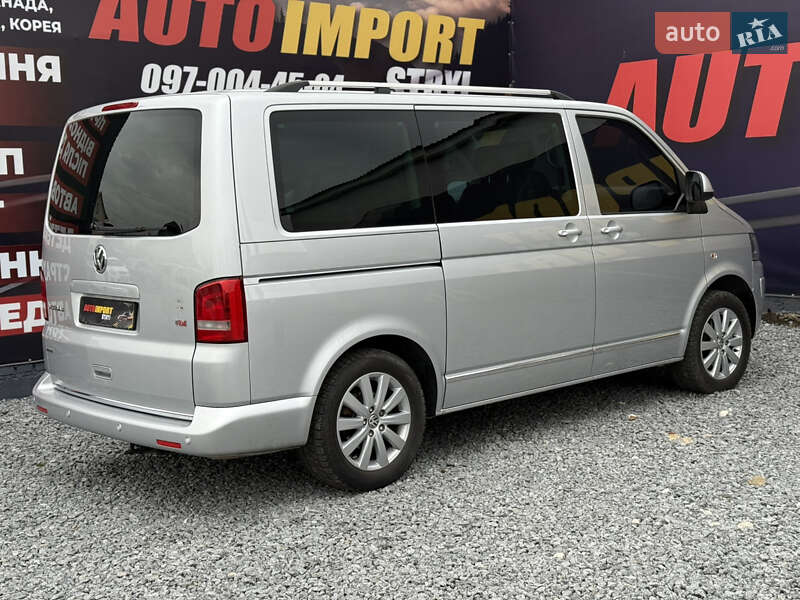 Мінівен Volkswagen Multivan 2011 в Стрию