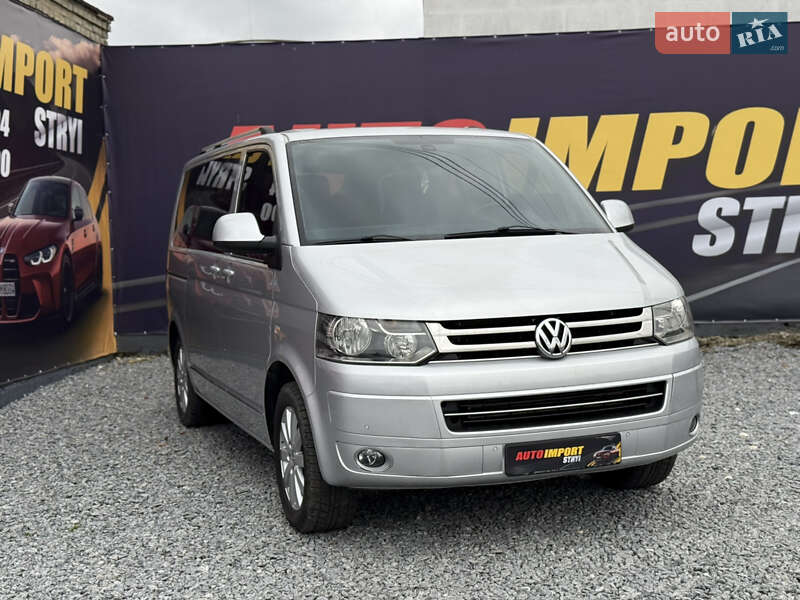 Мінівен Volkswagen Multivan 2011 в Стрию
